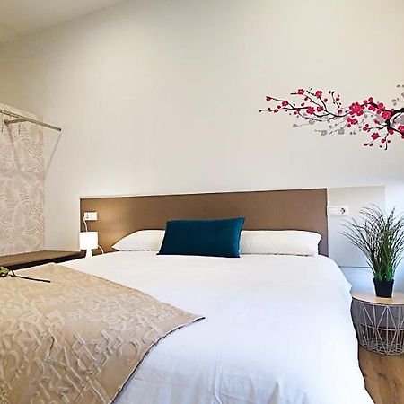 Apartamentos Antares 2 Milladoiro Eksteriør bilde